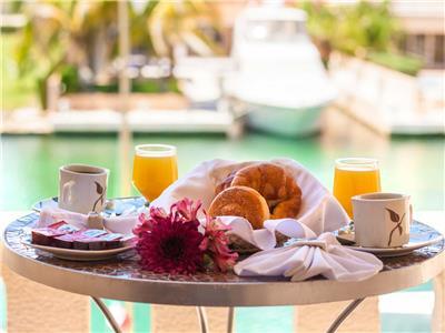 Chez Waffle Hotel Puerto Aventuras
