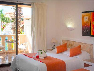 Hotel Chez Waffle Puerto Aventuras
