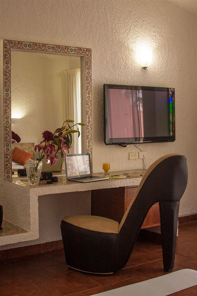 Chez Waffle Hotel